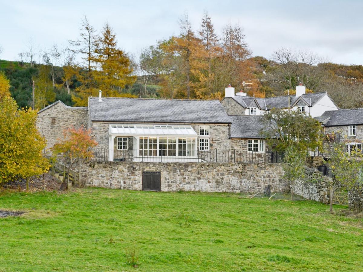 Plas Iwrwg Granary - 28091 Tal-y-Cafn Экстерьер фото